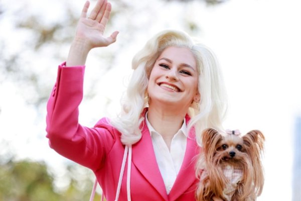 Legally Blonde: The Musical – 5 Reasons Why Legally Blonde Is Iconic To The Queer Community 
