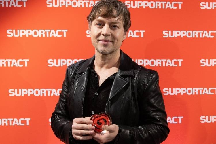 Darren Hayes Honoured At Support Act’s Music In The House 2026 Event